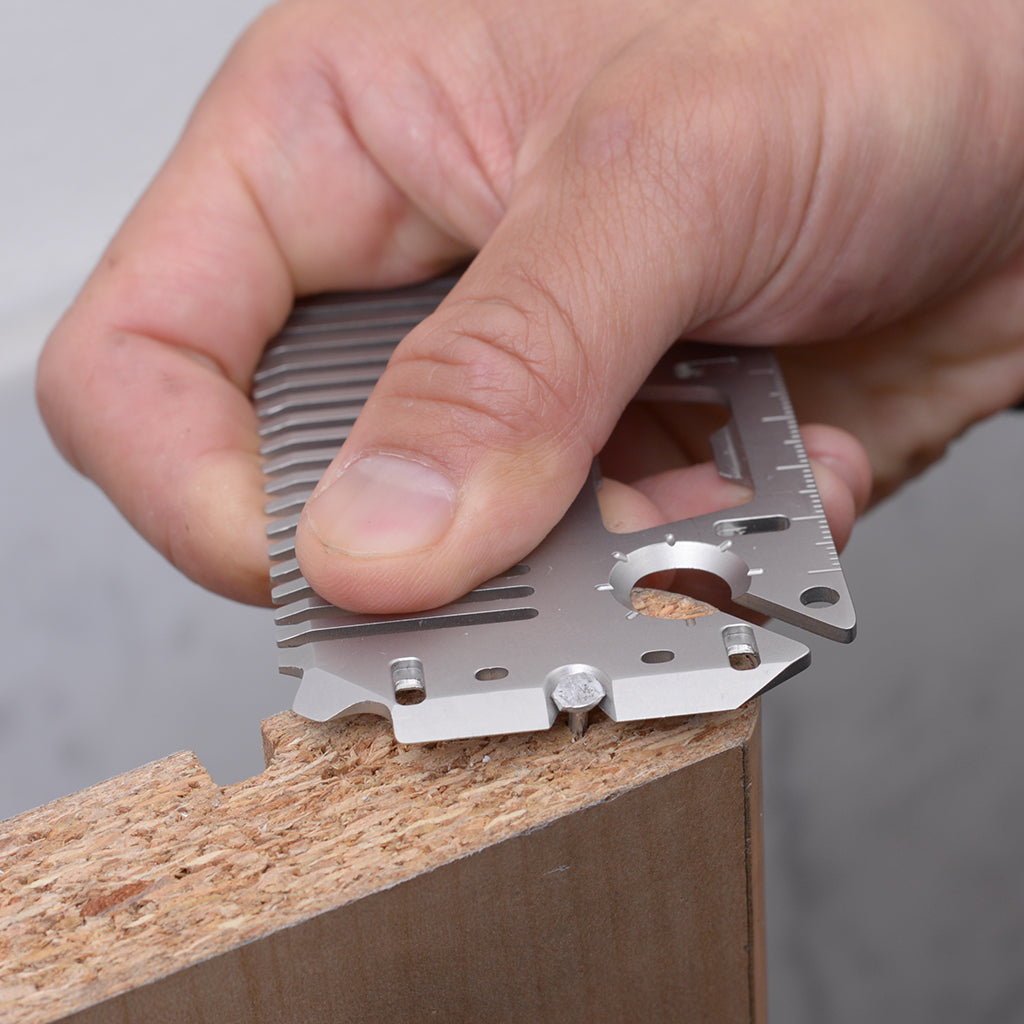 MT03 Comb & Clip Multi-Tool